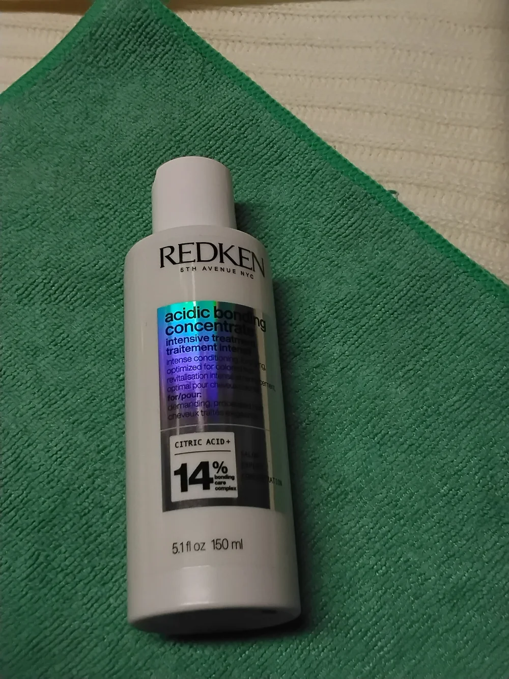 Redken Acidic Bonding Concentrate Intensive Treatment - White